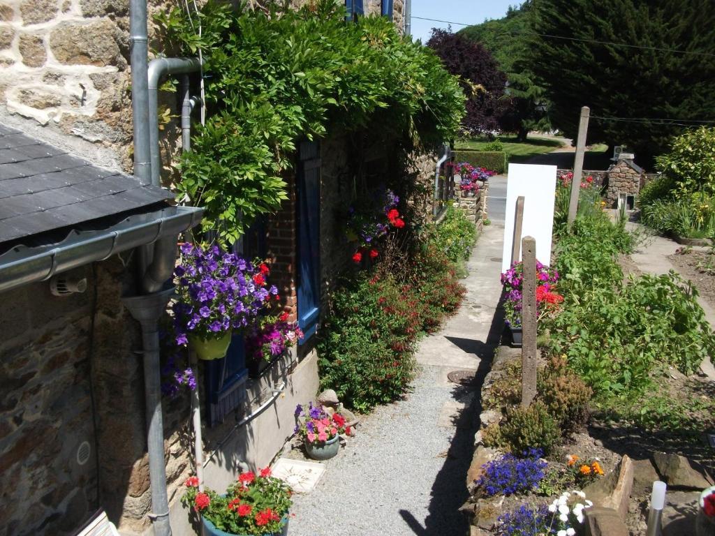 Bed and Breakfast Au Bon Accueil Saint-Marcan Экстерьер фото