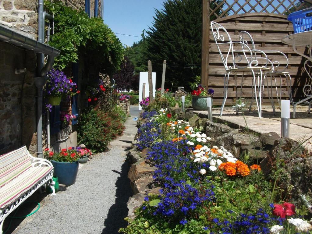 Bed and Breakfast Au Bon Accueil Saint-Marcan Экстерьер фото